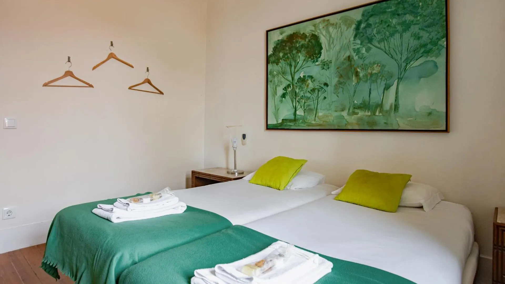 Large Family Flat In Campo De Ourique Hotel Lisbon 0*,