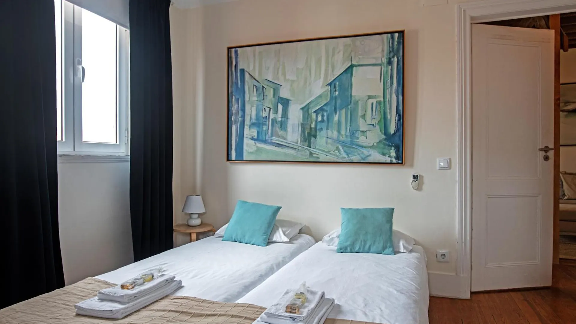 Inn Large Family Flat In Campo De Ourique Hotel Lisbon
