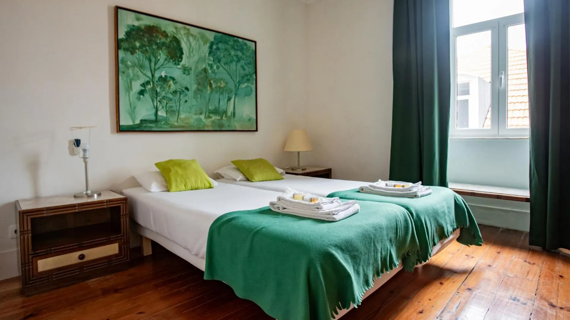 Herberg Large Family Flat In Campo De Ourique Hotel Lissabon Portugal